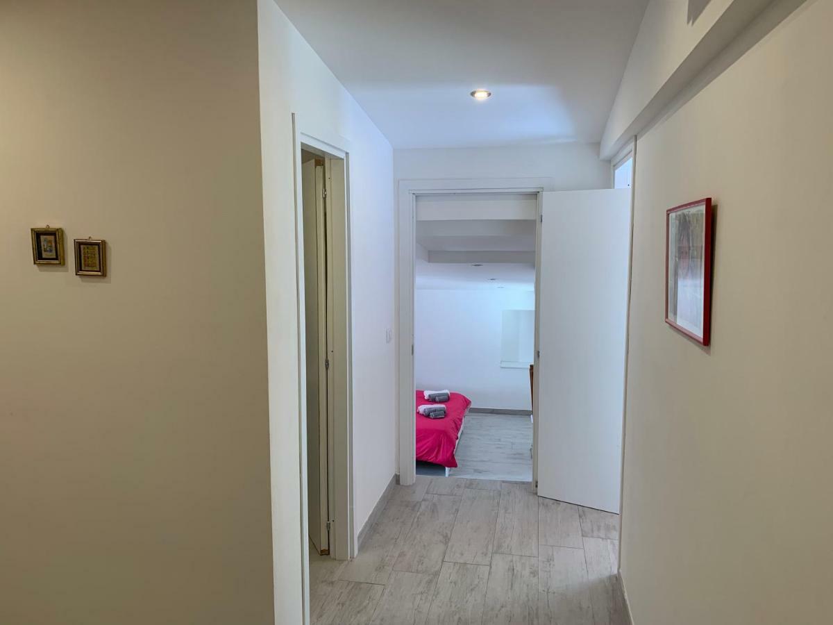 Deni'S Apartments Per 4 سيراكوزا المظهر الخارجي الصورة
