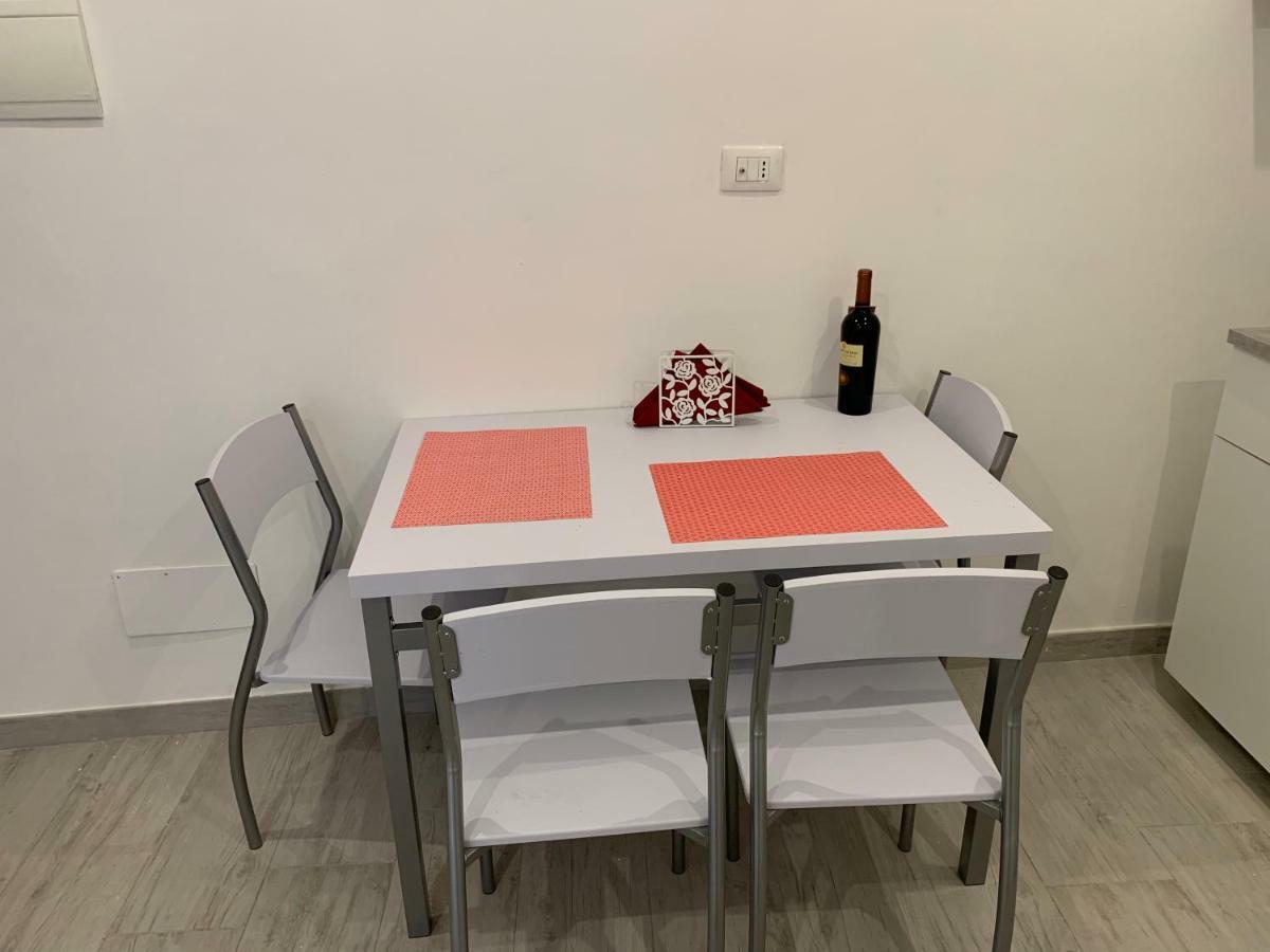 Deni'S Apartments Per 4 سيراكوزا المظهر الخارجي الصورة