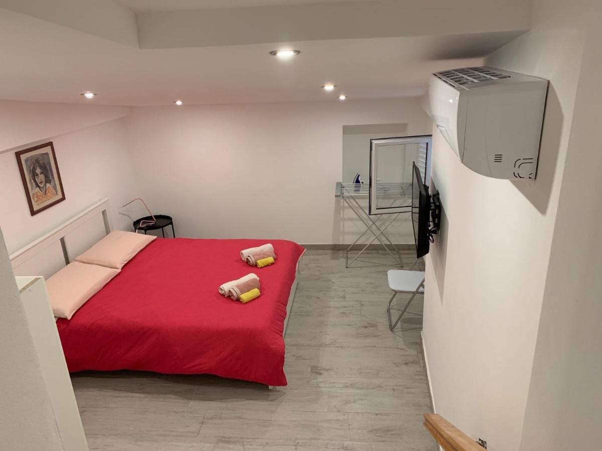 Deni'S Apartments Per 4 سيراكوزا المظهر الخارجي الصورة